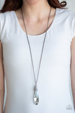 Load image into Gallery viewer, Paparazzi VINTAGE VAULT "Jaw-Droppingly Jealous" Black Necklace & Earring Set Paparazzi Jewelry
