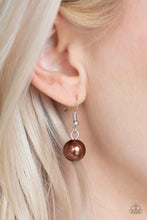 Load image into Gallery viewer, Paparazzi Hollywood HAUTE Spot - Brown Necklace