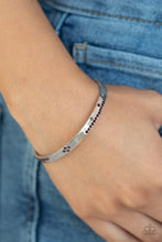 Load image into Gallery viewer, Paparazzi Dainty Dazzle - Purple Bracelet