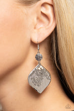 Load image into Gallery viewer, Paparazzi Tropical Terrace - White Earrings