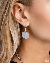 Load image into Gallery viewer, Paparazzi Selfie SHEEN - Silver Necklace