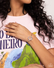 Load image into Gallery viewer, Paparazzi Geode Greeting - Pink Bracelet