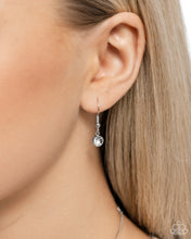 Load image into Gallery viewer, Paparazzi Socialite Status - Orange Necklace