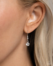 Load image into Gallery viewer, Paparazzi Scintillating Spiral - Purple Necklace