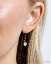 Load image into Gallery viewer, Paparazzi Linked Leader - Black Necklace