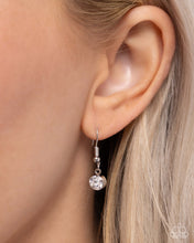 Load image into Gallery viewer, Paparazzi Artistic Elegance - Green Necklace