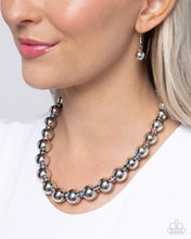 Load image into Gallery viewer, Paparazzi Color Closeness - Multi Necklace