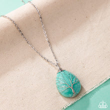 Load image into Gallery viewer, Paparazzi Stony Status - Green Necklace