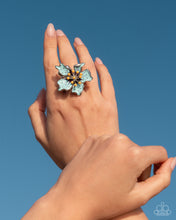 Load image into Gallery viewer, Paparazzi Fast Florals - Blue Ring