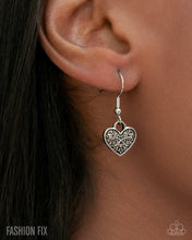 Load image into Gallery viewer, Paparazzi Vintage Showdown - Silver Necklace