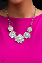 Load image into Gallery viewer, Paparazzi Fiercely Fifth Avenue - Complete Blend Trend