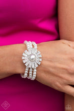 Load image into Gallery viewer, Paparazzi Fiercely Fifth Avenue - Complete Blend Trend