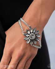 Load image into Gallery viewer, Paparazzi Elegant Exception / Edge Of Elegance - Silver Set