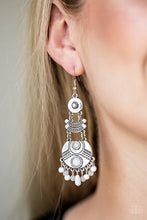 Load image into Gallery viewer, Paparazzi Tropic Tribe - White Earrings