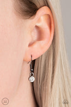 Load image into Gallery viewer, Paparazzi What A Stunner - Black Necklace