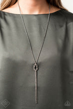 Load image into Gallery viewer, Paparazzi Knockout Knot - Black Necklace