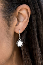 Load image into Gallery viewer, Paparazzi Ruler of The Roost - Blue Necklace