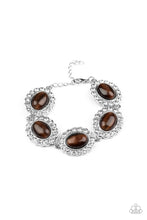 Load image into Gallery viewer, Demurely Diva - Brown
