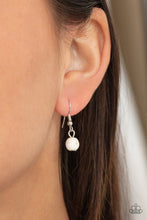 Load image into Gallery viewer, Paparazzi Stone Prairies - White Necklace