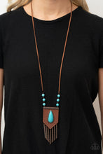 Load image into Gallery viewer, Paparazzi Enchantingly Tribal - Copper Necklace