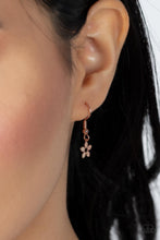 Load image into Gallery viewer, Paparazzi Fearlessly Floral - Copper Necklace