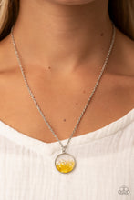 Load image into Gallery viewer, Paparazzi Completely Crushed - Yellow Necklace
