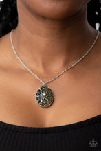 Load image into Gallery viewer, Paparazzi Venice Vacation - Green Necklace