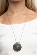Load image into Gallery viewer, Paparazzi Toga Party - Green Necklace
