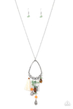 Load image into Gallery viewer, Paparazzi Listen to Your Soul - Green Necklace