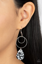 Load image into Gallery viewer, Paparazzi Terrazzo Tempo - Black Earrings