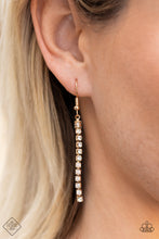 Load image into Gallery viewer, Paparazzi Stellar Crescendo - Gold Necklace