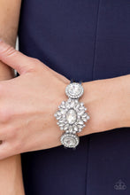 Load image into Gallery viewer, Paparazzi Daydream Dazzle - White Bracelet