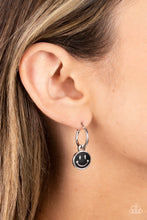 Load image into Gallery viewer, Paparazzi Subtle Smile - Black Earring