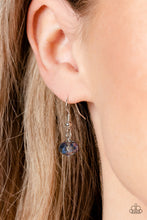 Load image into Gallery viewer, Paparazzi Sheen Season - Blue Necklace