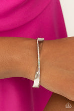 Load image into Gallery viewer, Paparazzi Artistically Adorned - Multi Bracelet