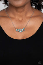 Load image into Gallery viewer, Paparazzi Lustrous Laurels - Green Necklace