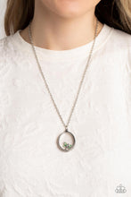 Load image into Gallery viewer, Paparazzi Dynamic Dragonfly - Green Necklace