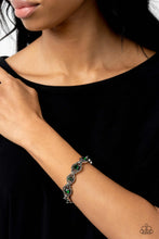 Load image into Gallery viewer, Paparazzi ROPE For The Best - Green Bracelet
