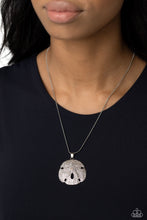 Load image into Gallery viewer, Paparazzi Seize the Sand Dollar - Pink Necklace