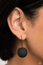 Load image into Gallery viewer, Paparazzi A Warm Welcome - Black Necklace