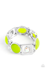 Load image into Gallery viewer, Paparazzi Majestic Mashup - Green Bracelet