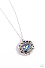 Load image into Gallery viewer, Paparazzi Flowering Fantasy - Green Necklace