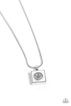 Load image into Gallery viewer, Paparazzi Smiley Season - White Necklace