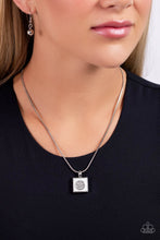 Load image into Gallery viewer, Paparazzi Smiley Season - White Necklace