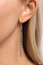 Load image into Gallery viewer, Paparazzi FLYING Low - Green Necklace
