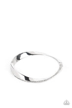 Load image into Gallery viewer, Paparazzi Encrusted Elegance / Artistically Adorned - White Set