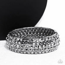 Load image into Gallery viewer, Paparazzi Making My Way 2020 Empire Diamond Zi Bracelet