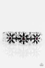 Load image into Gallery viewer, Paparazzi Dancing Daisies - Purple Ring
