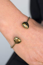 Load image into Gallery viewer, Paparazzi Stunning Standout - Brass Bracelet
