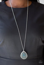 Load image into Gallery viewer, Paparazzi I Am Queen - Blue Necklace

